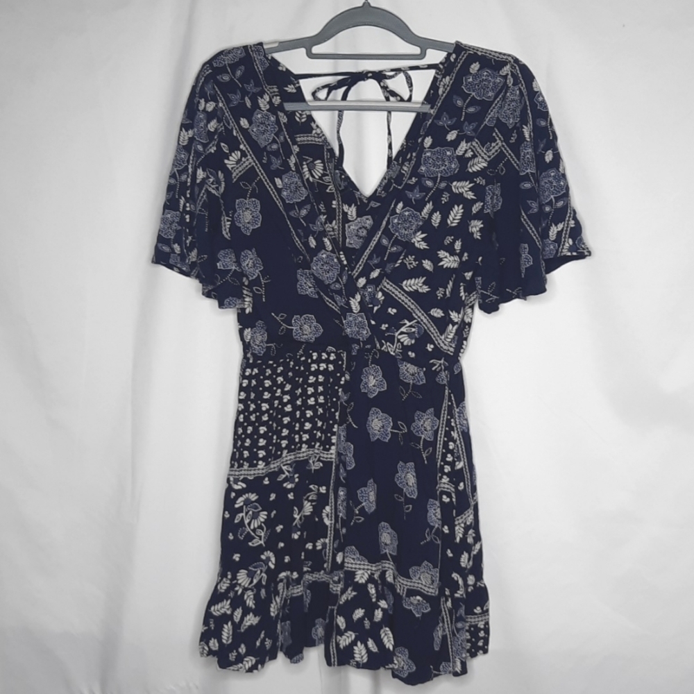 Angie Women's Flutter Sleeve Floral Boho Mini Dress Blue Large